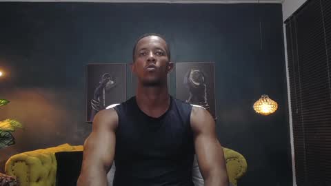 Snapshot of athleticbig_cock chatting on December 19, 2:01 am ATHLETIC  COCK online show from December 19, 2:01 am