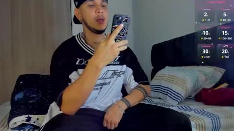 A online show from December 17, 3:25 am