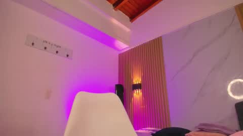 austin_rouse online show from February 21, 7:48 pm