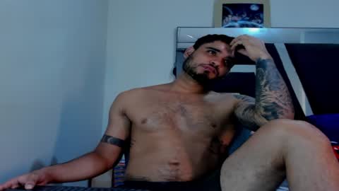 AustinTorres  online show from December 11, 4:19 am