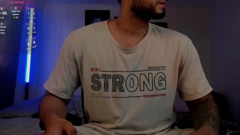 AustinTorres  online show from October 27, 8:33 pm