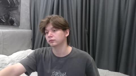 ausxuw online show from October 10, 3:55 am