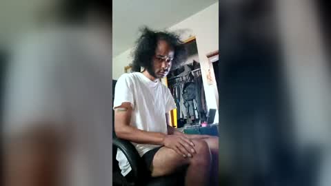 auzeleven online show from July 13, 1:35 pm