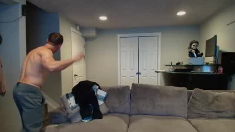 averageandsum online show from October 15, 12:40 am