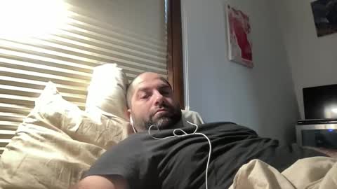 averagejoe345977 online show from February 3, 6:13 pm