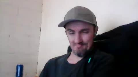 aweshite online show from December 17, 6:42 pm