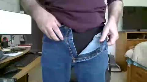 awesnead online show from January 13, 7:07 pm