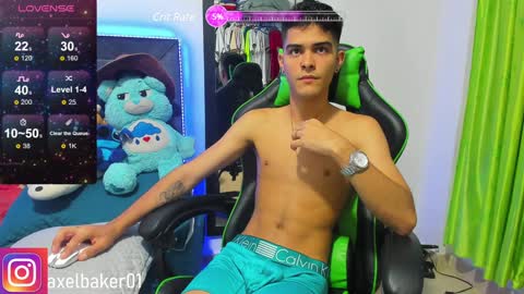 Axel online show from December 3, 9:12 pm