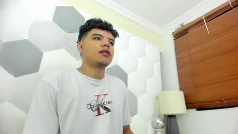 Axel Forte online show from December 18, 1:51 pm