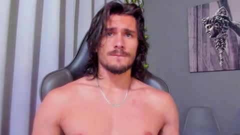 Axel online show from February 23, 12:47 am