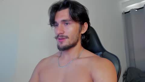 Axel online show from September 29, 3:41 pm