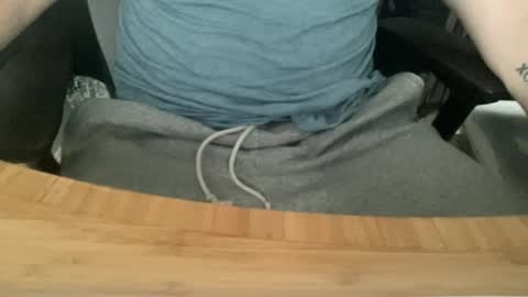 new here online show from June 11, 11:25 pm