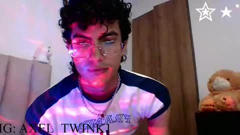 Axel  online show from February 26, 1:51 am