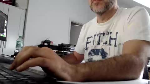 aylinniyerim online show from October 10, 7:57 am