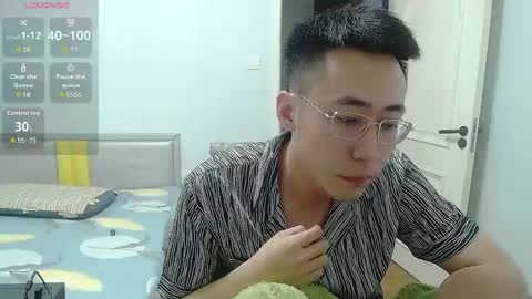 ayyzqh66 online show from April 28, 2:11 pm