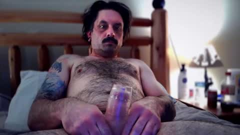 Snapshot of b4nkshot765 chatting on October 25, 5:31 am bry online show from October 25, 5:31 am