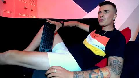 baan9 online show from March 6, 10:58 pm