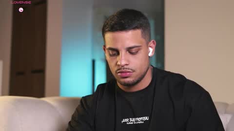 baby_rausch online show from December 15, 8:00 am