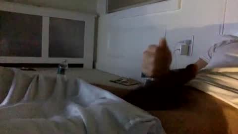 babyboii42o online show from October 5, 10:08 am