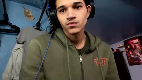 babyD online show from December 5, 2:42 am