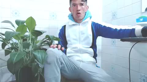 Jhony Naughty Skater online show from November 3, 2:59 am