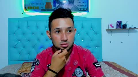 s   online show from October 13, 7:53 pm