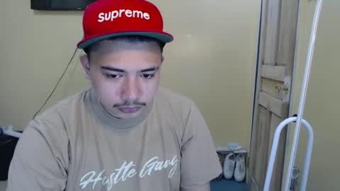 Snapshot of badboy_hanns chatting on January 24, 12:52 am HANNS online show from January 24, 12:52 am