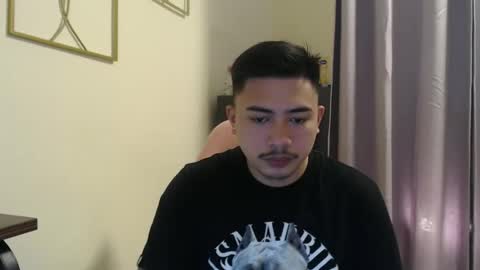 Snapshot of badboy_hanns chatting on October 10, 9:39 pm HANNS online show from October 10, 9:39 pm