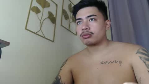 Snapshot of badboy_hanns chatting on October 19, 10:07 am HANNS online show from October 19, 10:07 am