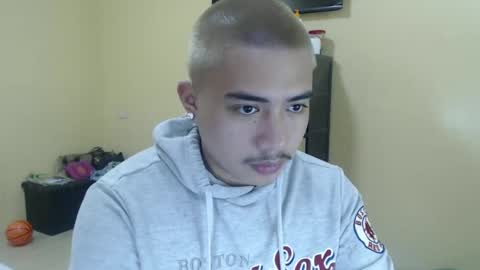 Snapshot of badboy_hanns chatting on December 13, 7:10 pm HANNS online show from December 13, 7:10 pm