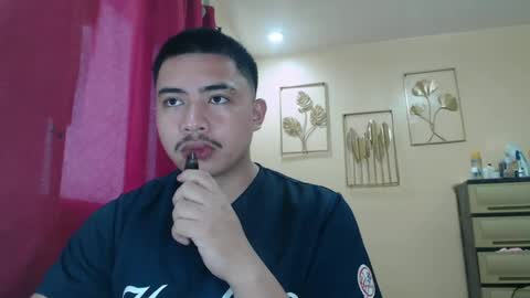 Snapshot of badboy_hanns chatting on February 12, 3:51 am HANNS online show from February 12, 3:51 am