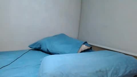 badbunny_69_ online show from March 12, 5:13 am