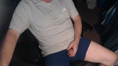 baddaddy77 online show from November 30, 1:40 am