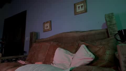 Baddaddybrazil online show from March 12, 12:26 pm