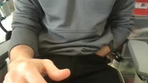 baddersguy13 online show from April 18, 9:43 am