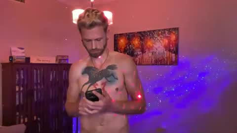 baddonkey666 online show from September 26, 3:48 am