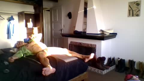 Mexican livin Off the Wall online show from March 11, 12:11 am