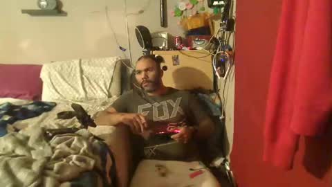 StillPoPimpin online show from December 31, 5:33 am