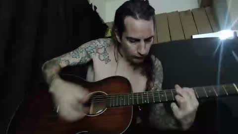 Bailey online show from February 4, 1:23 am