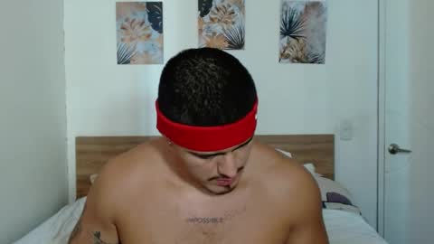 Snapshot of baltazardupont chatting on February 3, 2:02 pm Andres -  online show from February 3, 2:02 pm