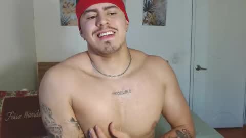 Snapshot of baltazardupont chatting on December 10, 1:22 pm Andres -  online show from December 10, 1:22 pm