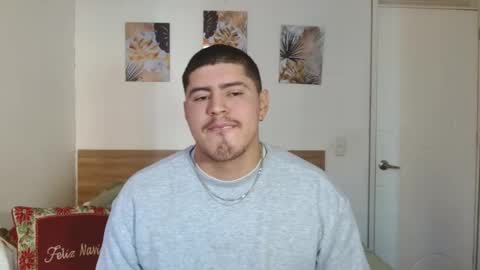 Snapshot of baltazardupont chatting on December 4, 12:58 pm Andres -  online show from December 4, 12:58 pm