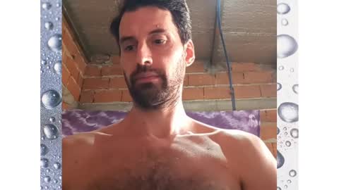 Ezequiel online show from February 2, 9:45 pm