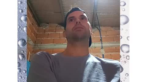 Ezequiel online show from January 18, 2:18 am