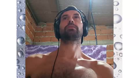 Ezequiel online show from February 1, 10:55 pm