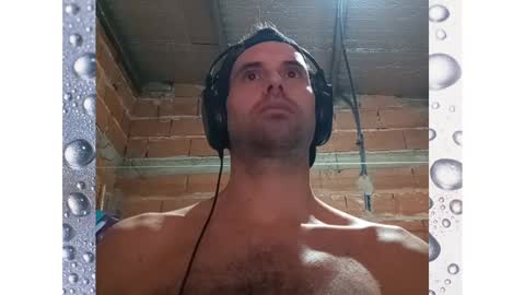 Ezequiel online show from March 2, 10:45 pm