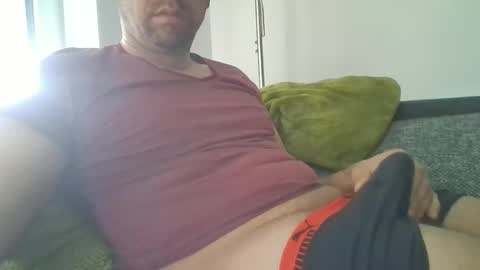 Mark online show from February 9, 1:35 pm