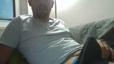 Mark online show from October 8, 5:06 pm