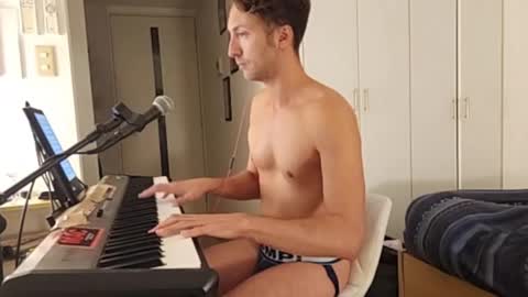 BareBritPianist online show from October 16, 3:31 pm