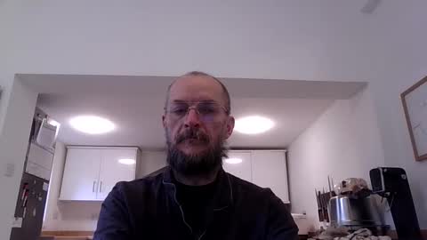 Snapshot of basiccamguy chatting on October 18, 8:52 am basiccamguy online show from October 18, 8:52 am